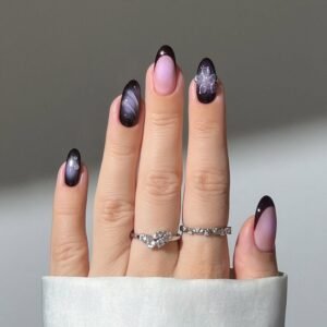 20 French Accent Nail Ideas to Elevate Your Classic Manicur