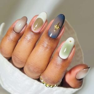 20 French Accent Nail Ideas to Elevate Your Classic Manicur