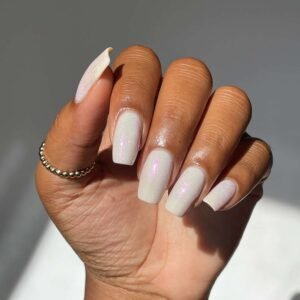 White Chrome Nail Ideas